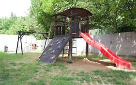 Zoli Apartmanok-Maya Koelcsey 34-36